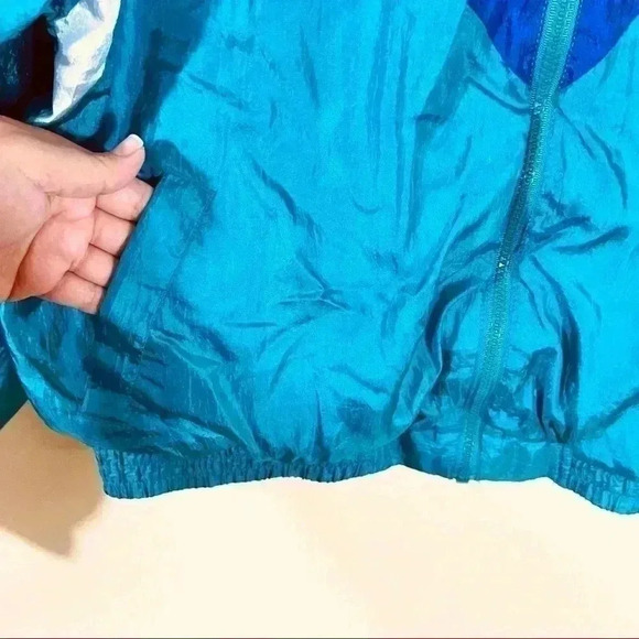 Wilson Advantage Vintage “80’s” Style Bomber Windbreaker Zip Lined Jacket Size L - Picture 8 of 16